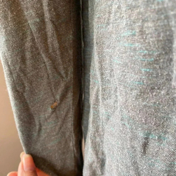 Athleta Lightweight Comfortable Shirt Women Size S - Picture 6 of 6